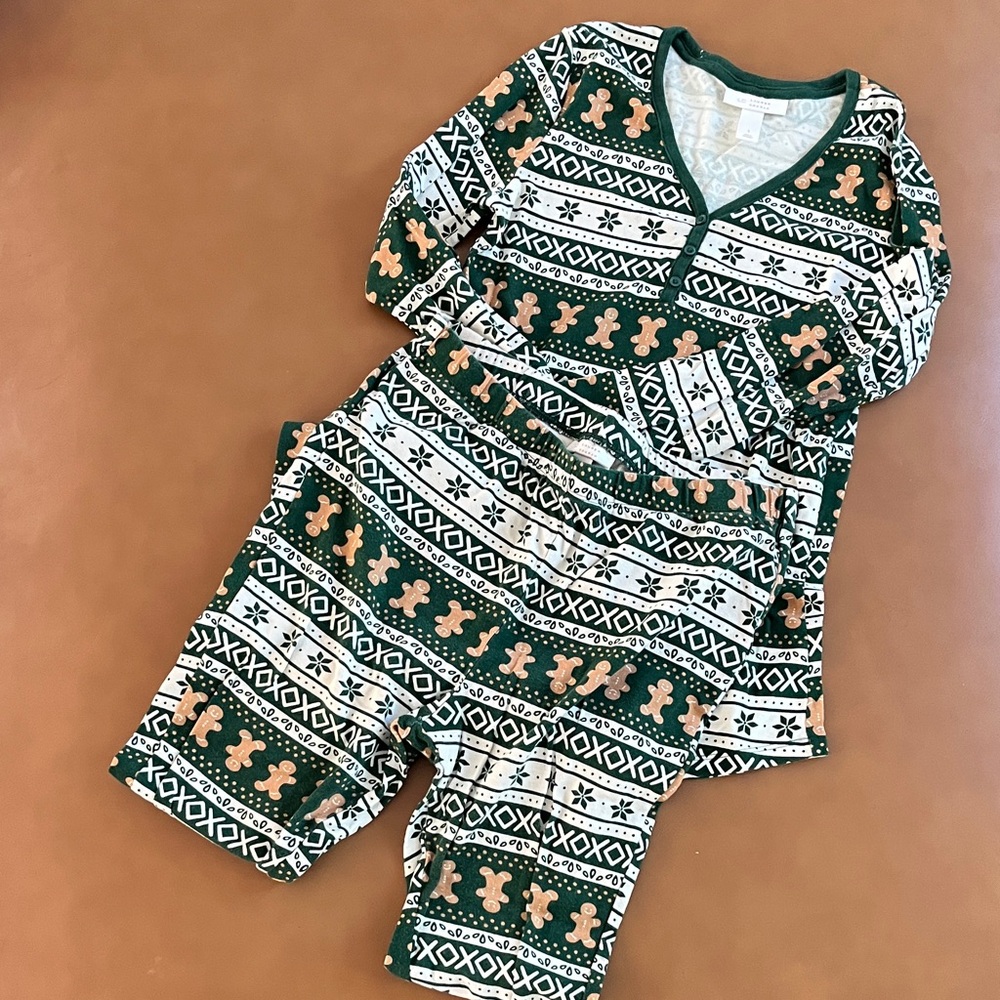 HIS + HERS Lauren Conrad Festive Green and White Pajamas
